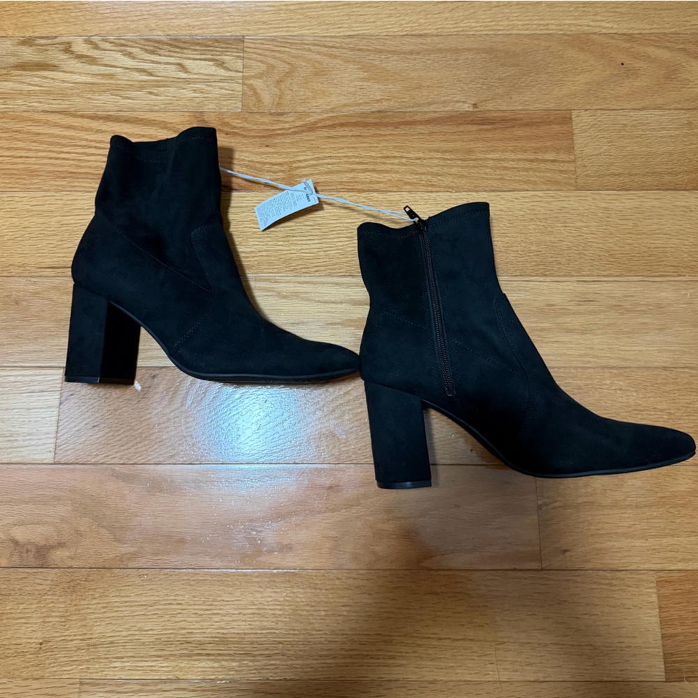 Old Navy Black Ankle Booties